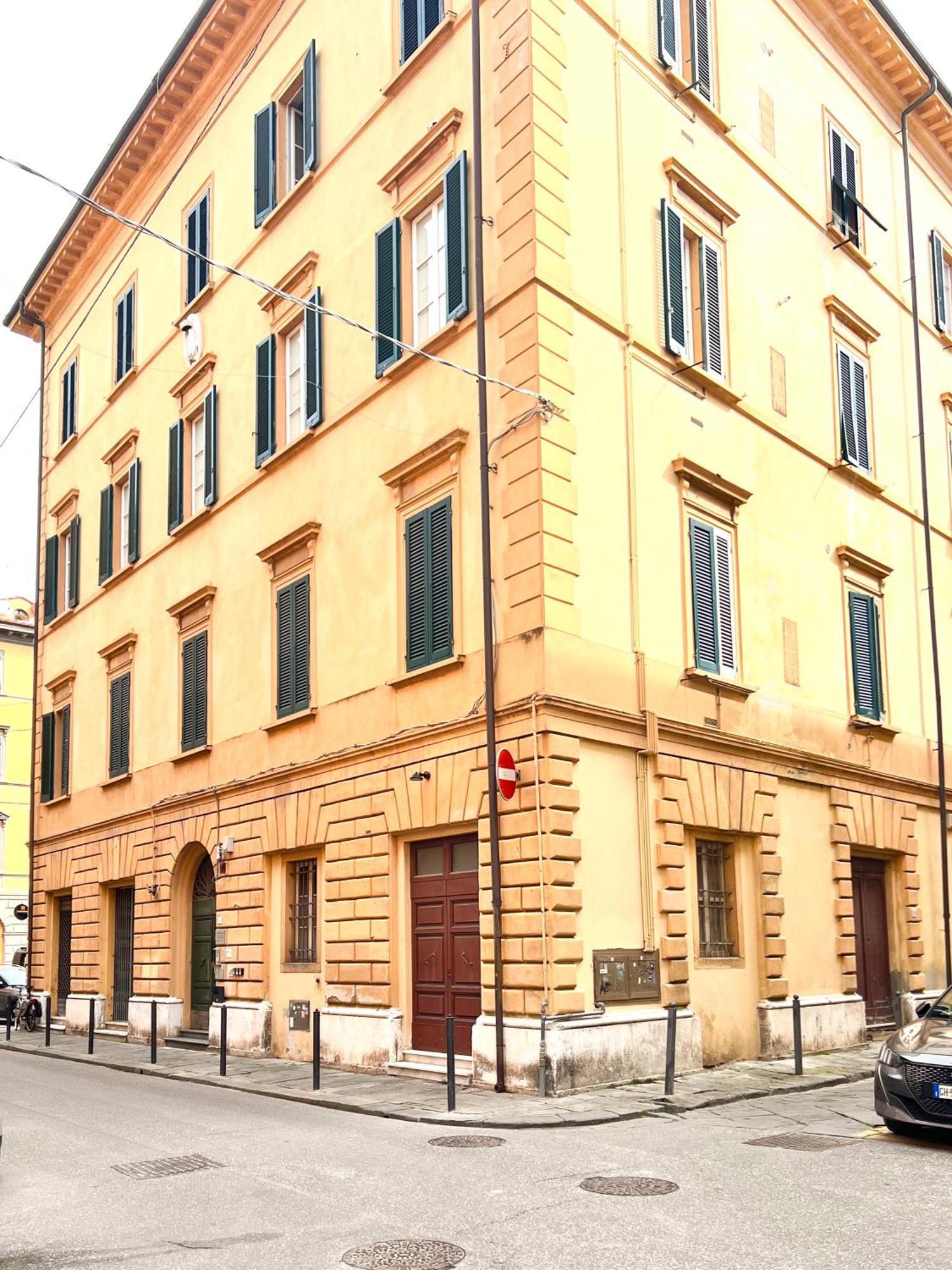 Apartment Cavour 3 - Monolocale Luminoso A Due Passi Dalla Torre *